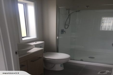 Photo of property in 5 Panakenake Way, Flat Bush, Auckland, 2019