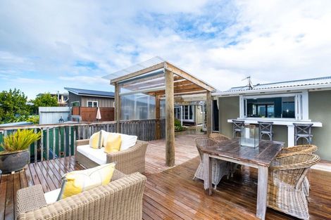 Photo of property in 16 Collison Terrace, Haumoana, 4102