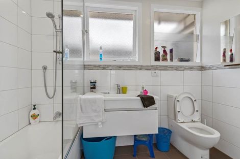 Photo of property in 41a Glengarry Road, Glen Eden, Auckland, 0602