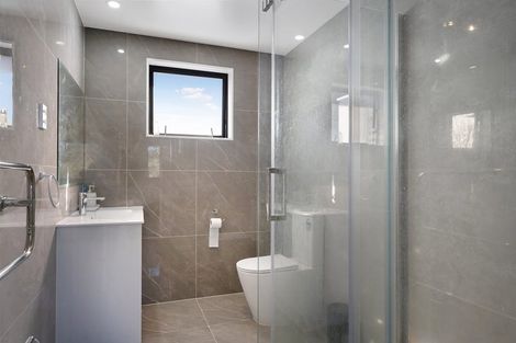 Photo of property in 36 Christmas Road, Manurewa, Auckland, 2102