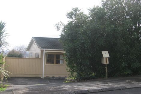 Photo of property in 6 Gibbs Crescent, Red Hill, Papakura, 2110