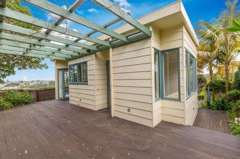 Photo of property in 171 West Harbour Drive, West Harbour, Auckland, 0618
