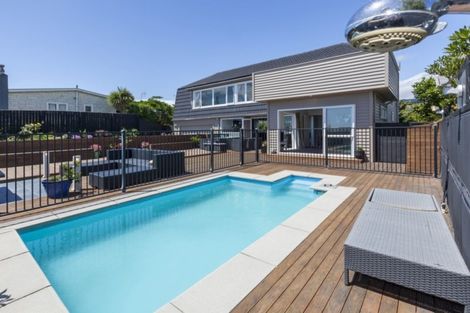 Photo of property in 14 Rosetta Road, Raumati South, Paraparaumu, 5032