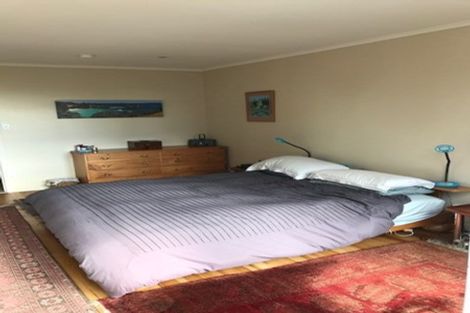 Photo of property in 48 Pah Road, Cockle Bay, Auckland, 2014