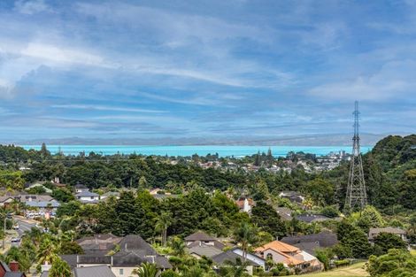 Photo of property in 8 Henriette Place, The Gardens, Auckland, 2105