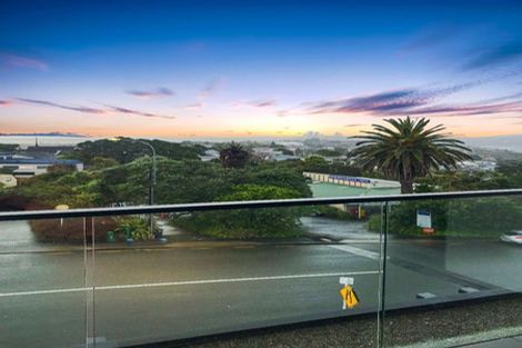 Photo of property in 102/19 Rawene Road, Birkenhead, Auckland, 0626