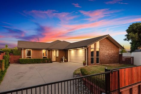 Photo of property in 2 Woodridge Drive, Flagstaff, Hamilton, 3210