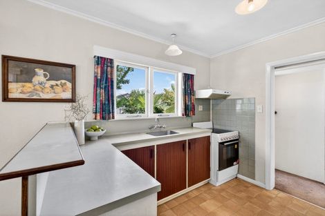 Photo of property in 68 Puketapu Road, Taradale, Napier, 4112