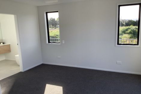 Photo of property in 117 Glenbervie Drive, Glenbervie, 0173