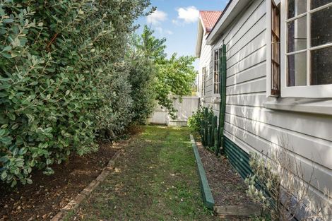 Photo of property in 44c Brandon Street, Featherston, 5710