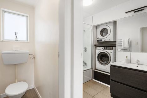 Photo of property in 6 Salem Court, Churton Park, Wellington, 6037