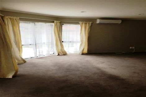 Photo of property in 13 Aragon Grove, Kingsley Heights, Upper Hutt, 5018