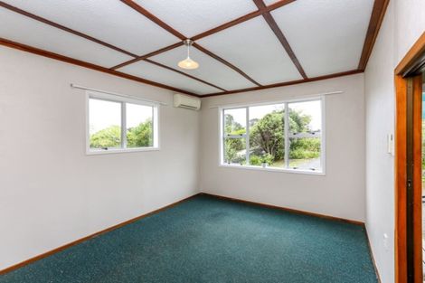 Photo of property in 42 Hobart Drive, Spotswood, New Plymouth, 4310