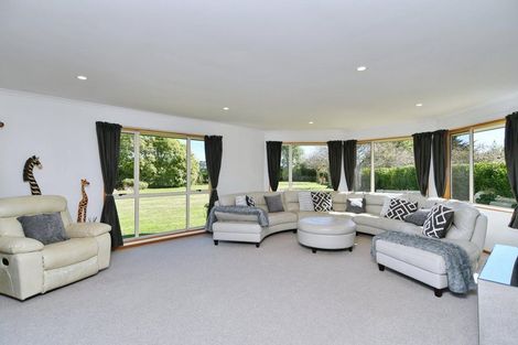 Photo of property in 606 Pesters Road, West Eyreton, Rangiora, 7475