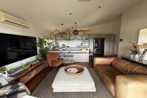 Photo of property in 71 Kittiwake Drive, Schnapper Rock, Auckland, 0632