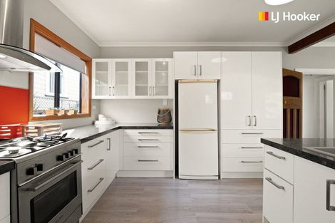 Photo of property in 10 Argyle Street, Mornington, Dunedin, 9011