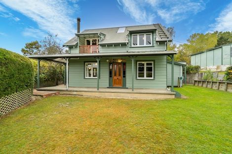 Photo of property in 42 Parsonage Road, Lawrence, 9532