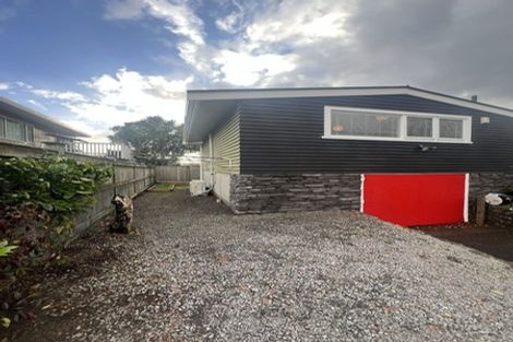 Photo of property in 3 Wharewaka Road, Wharewaka, Taupo, 3330