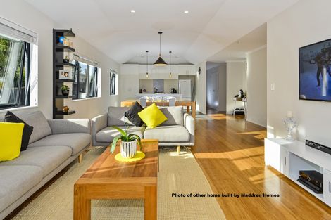 Photo of property in 31 Nellie Drive, Kumeu, 0810