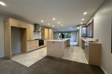 Photo of property in 25 Stableford Green, Burnside, Christchurch, 8053