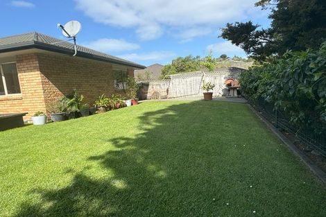 Photo of property in 13 Tieke Place, Horahora, Whangarei, 0110