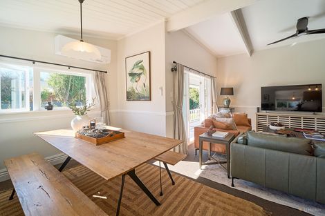 Photo of property in 260 Talbot Street, Geraldine, 7930