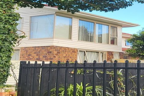 Photo of property in 7a Waterfront Road, Mangere Bridge, Auckland, 2022