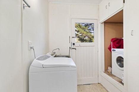 Photo of property in 7 Gloucester Street, Cannons Creek, Porirua, 5024