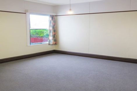 Photo of property in 94 Russell Terrace, Berhampore, Wellington, 6023