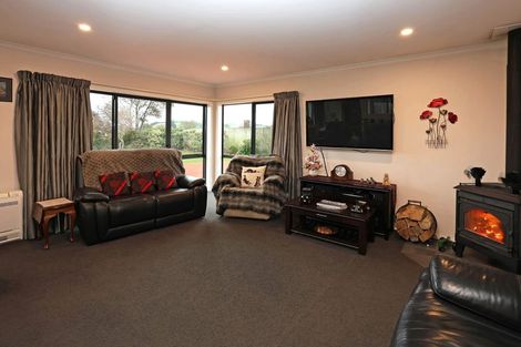 Photo of property in 6 Essex Street, Weston, Oamaru, 9401