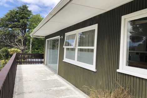 Photo of property in 38 Beaubank Road, Kelston, Auckland, 0602