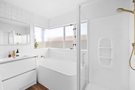 Photo of property in 5 Gardiner Street, Westshore, Napier, 4110