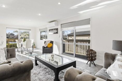 Photo of property in 2f Wood Street, Papakura, 2110