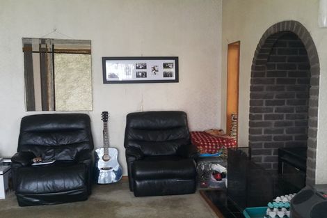 Photo of property in 1 Harris Street, Huntly, 3700