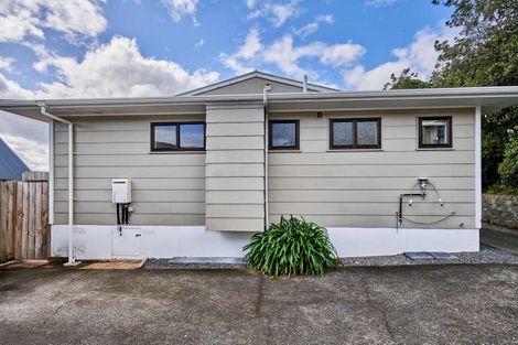 Photo of property in 2/11 Te Arawi Street, Takapuwahia, Porirua, 5022