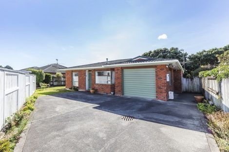 Photo of property in 62a Oxford Street, Tawa, Wellington, 5028
