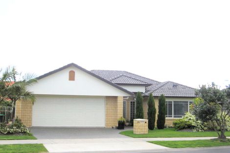 Photo of property in 28 Kahira Crescent, Papamoa Beach, Papamoa, 3118