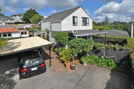 Photo of property in 2/20 Verbena Road, Birkdale, Auckland, 0626
