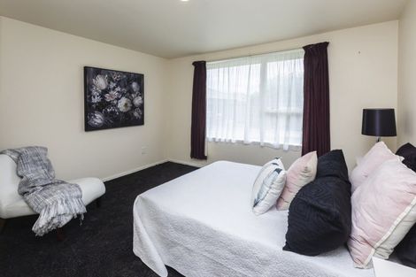 Photo of property in 32 Claymore Street, Woolston, Christchurch, 8062