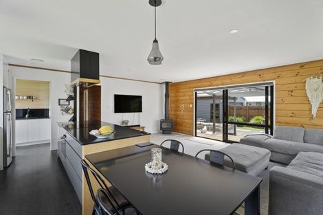 Photo of property in 62 Barrett Road, Whalers Gate, New Plymouth, 4310