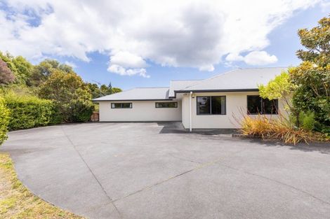 Photo of property in 11a Montrose Place, Highlands Park, New Plymouth, 4312