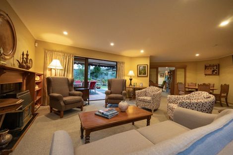 Photo of property in 1 Caccia Birch Lane, Hokowhitu, Palmerston North, 4410