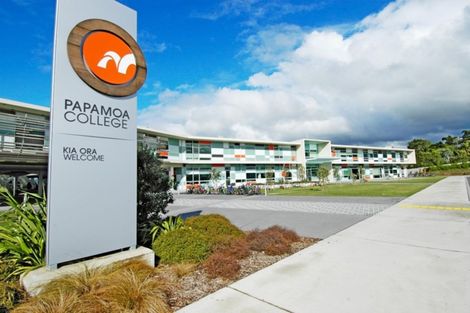 Photo of property in 97 The Boulevard, Papamoa Beach, Papamoa, 3118