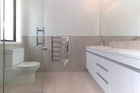 Photo of property in 9 Davey Crescent, Orewa, 0931