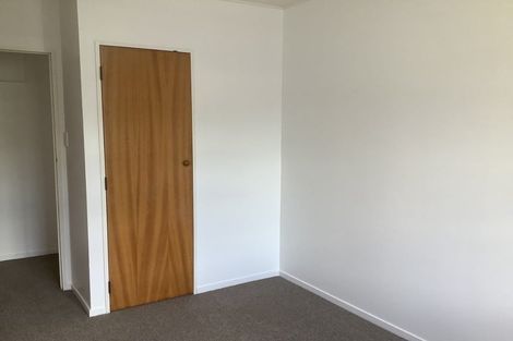 Photo of property in 2/53 Ludlam Crescent, Woburn, Lower Hutt, 5010