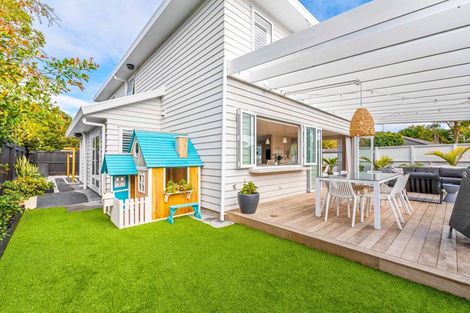 Photo of property in 14 Kanuka Way, Albany, Auckland, 0632