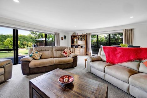 Photo of property in 120 Pohutukawa Place, Waiwhakaiho, New Plymouth, 4312