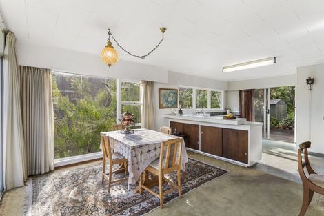 Photo of property in 6 The Esplanade, Castor Bay, Auckland, 0620