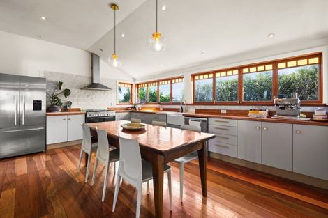 Photo of property in 340 Lawn Road, Clive, Hastings, 4180