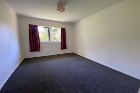 Photo of property in 2/2b Sunnynook Road, Sunnynook, Auckland, 0620